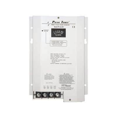 Newmar Phase Three Chargeur de Batterie 24VCC 45A Newmar Phase Three Chargeur de Batterie 24VCC 45A